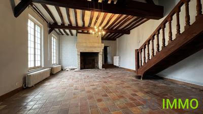 Maison ancienne - 189 m² - 8 pièces