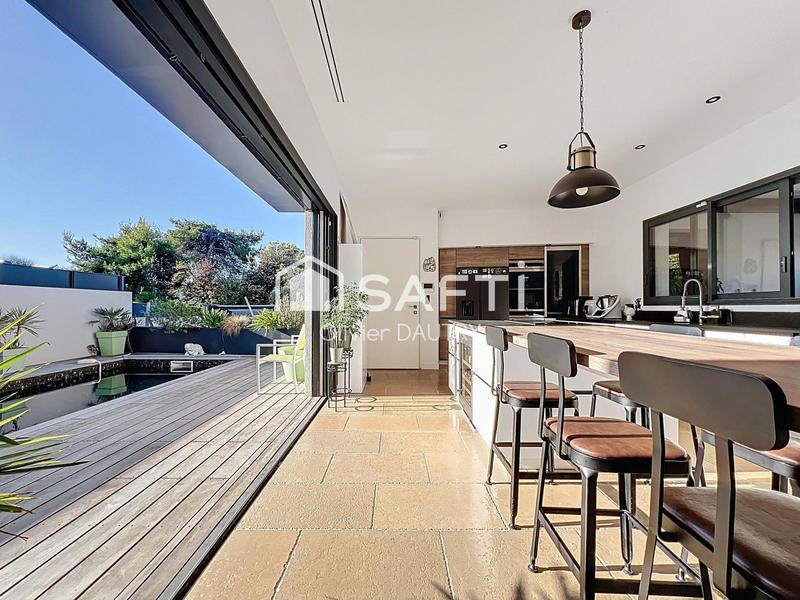 Maison - 103 m² - 4 pièces