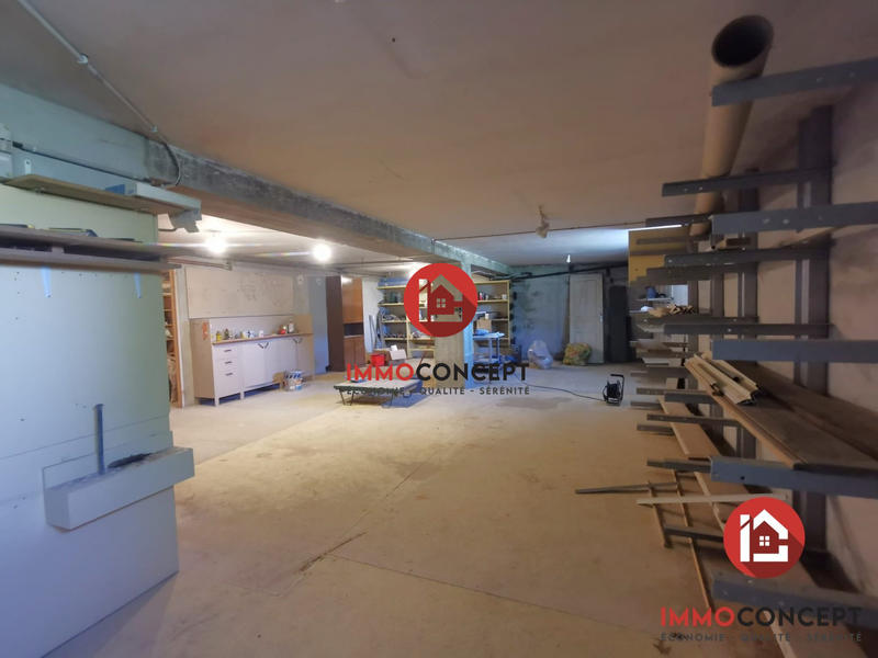 Villa - 214 m² - 8 pièces