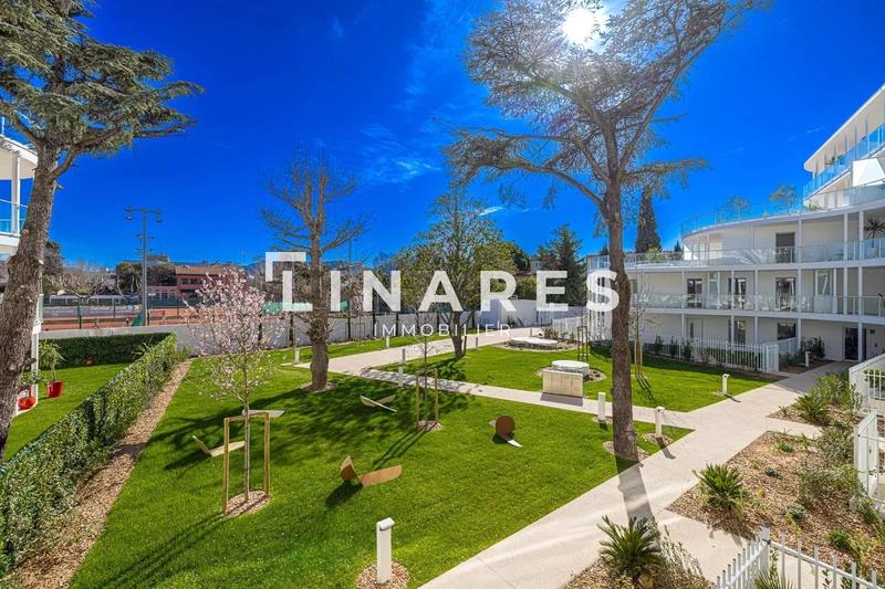 Appartement - 104 m² - 4 pièces