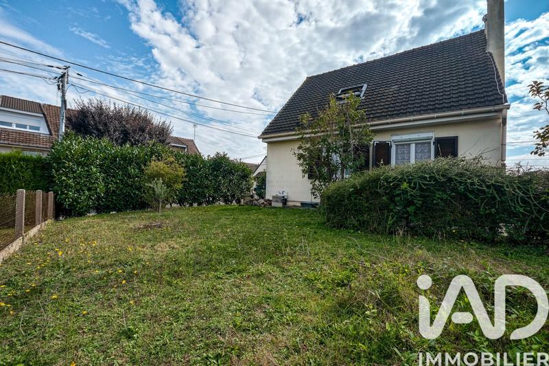 Maison - 97 m² - 4 pièces