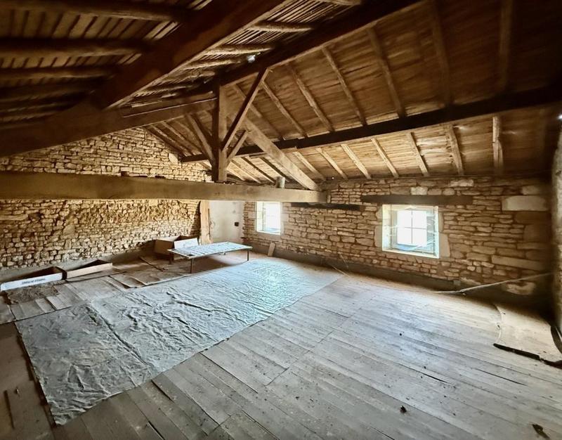 Propriété - 121 m² - 5 pièces