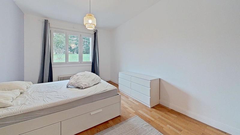 Appartement - 80 m² - 3 pièces