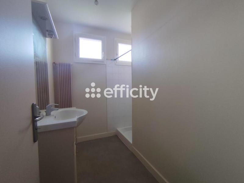 Maison - 120 m² - 7 pièces