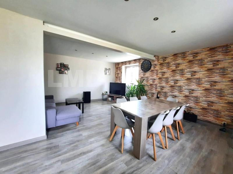 Maison - 104 m² - 4 pièces