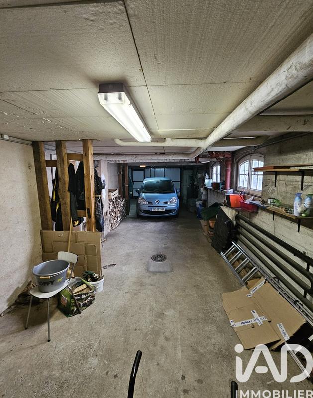 Maison - 223 m² - 8 pièces