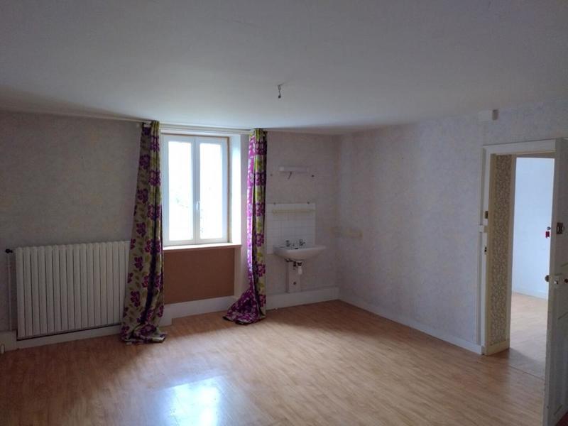 Maison - 96 m² - 5 pièces