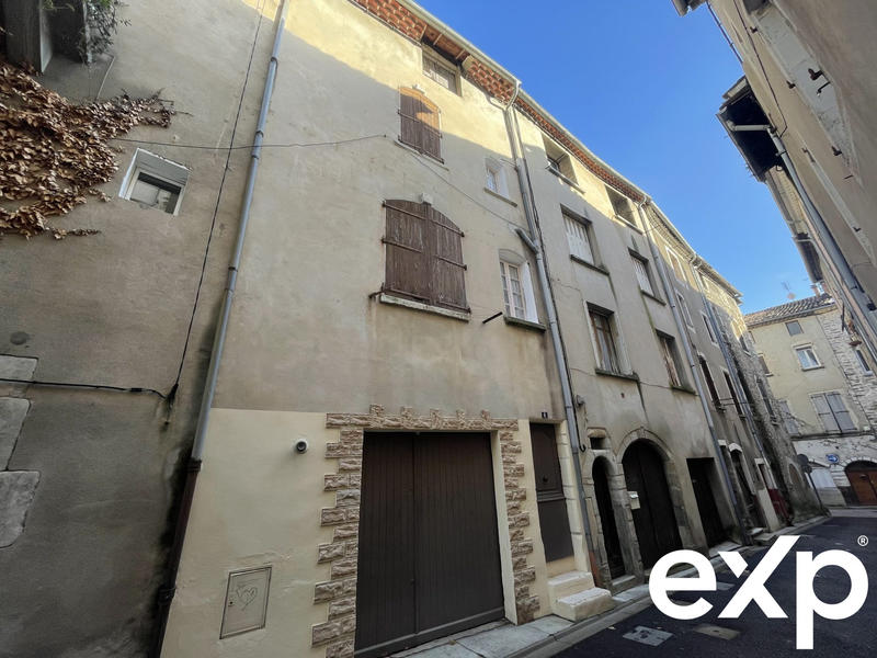 Maison traditionnelle - 92 m² - 4 pièces