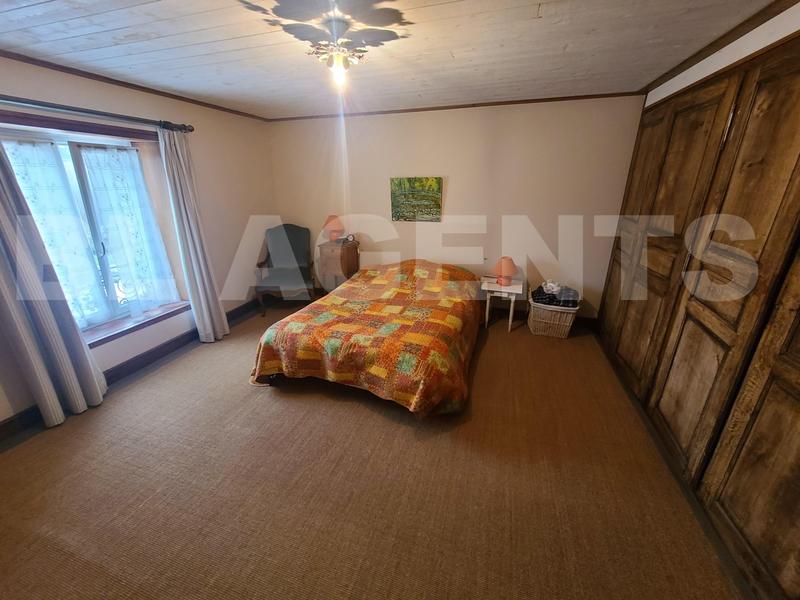 Maison ancienne - 238 m² - 8 pièces