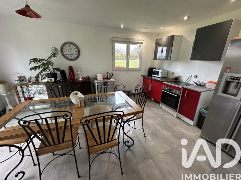 Maison - 95 m² - 5 pièces