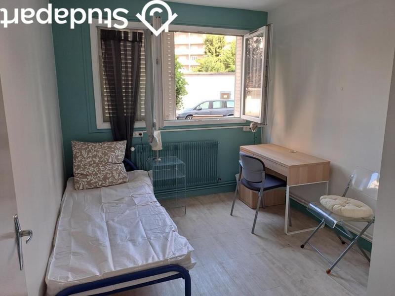 Appartement - 70 m² - 7 pièces