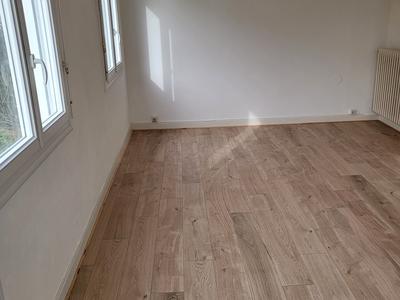 Maison - 80 m² - 5 pièces