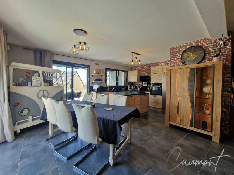 Maison - 113 m² - 5 pièces