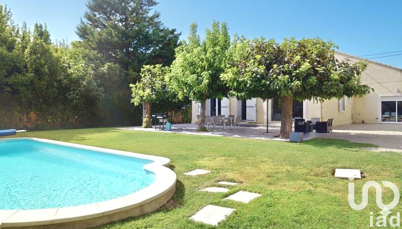 Maison - 210 m² - 9 pièces