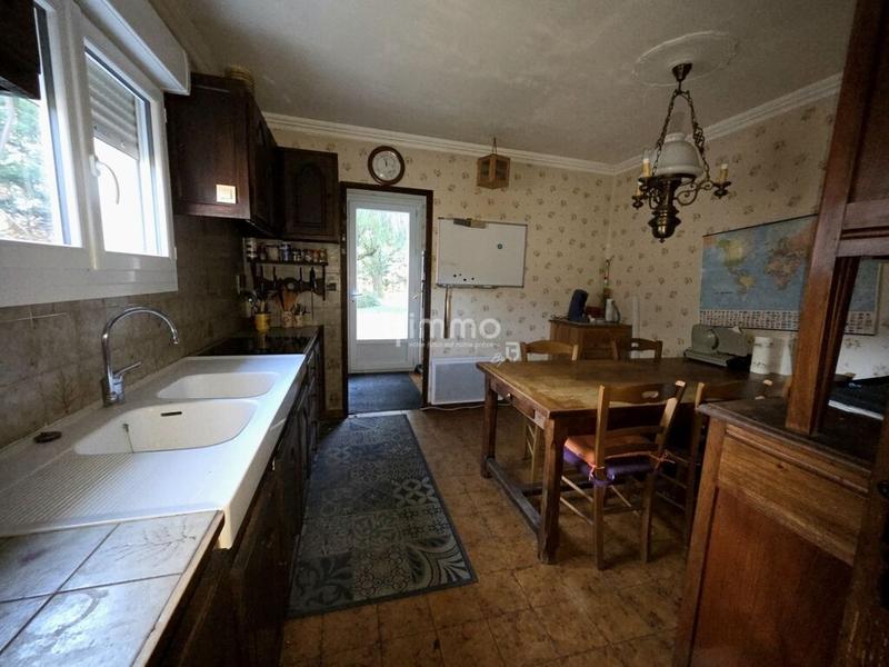 Maison - 206 m² - 10 pièces