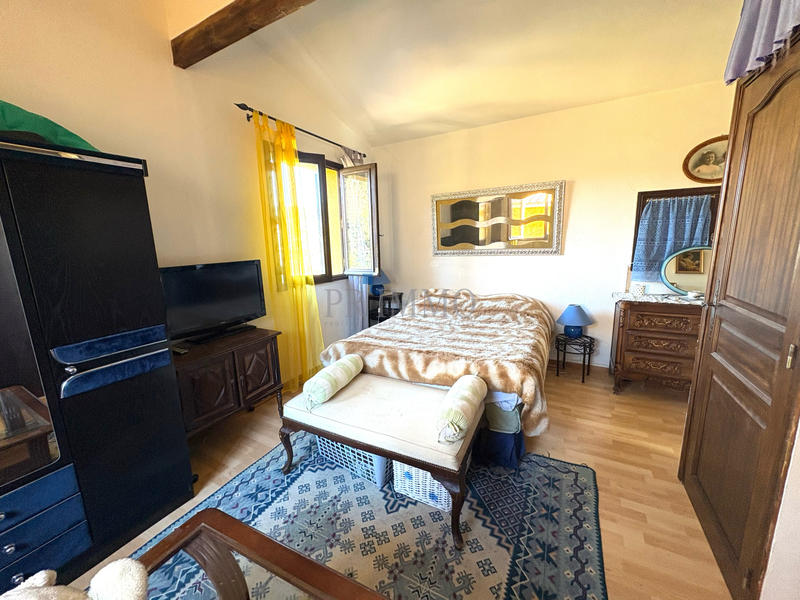 Villa - 167 m² - 8 pièces