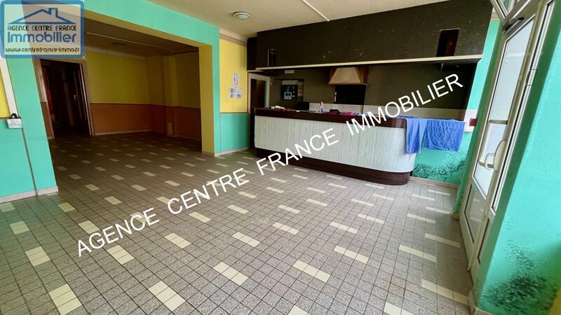 Immeuble mixte - 265 m²