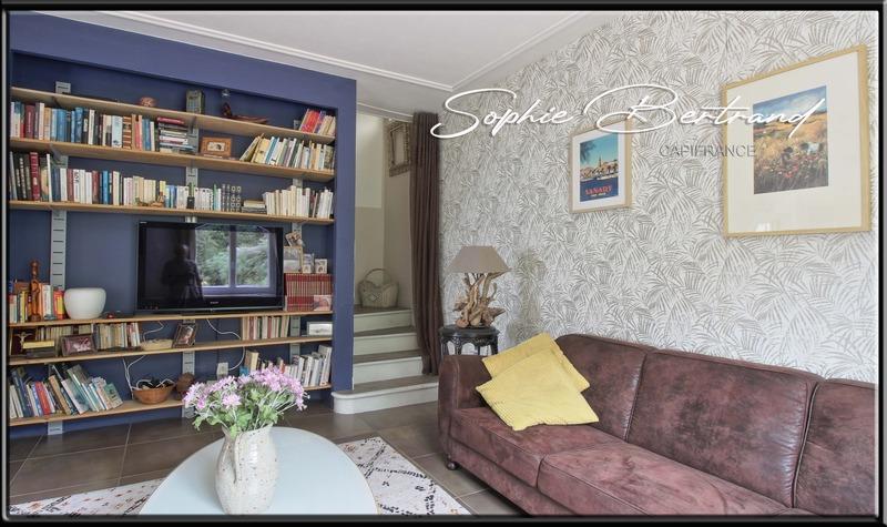 Maison - 236 m² - 9 pièces