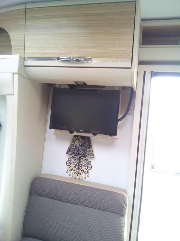 Adria mobil 690 Sc Platinium