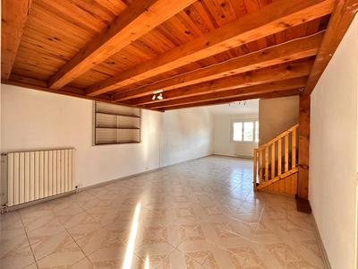 Appartement - 111 m² - 3 pièces