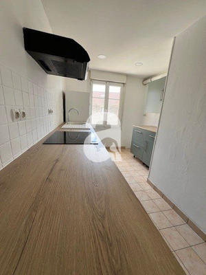 Appartement - 99 m² - 5 pièces