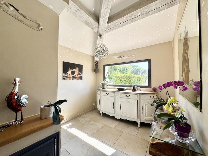 Villa - 160 m² - 10 pièces