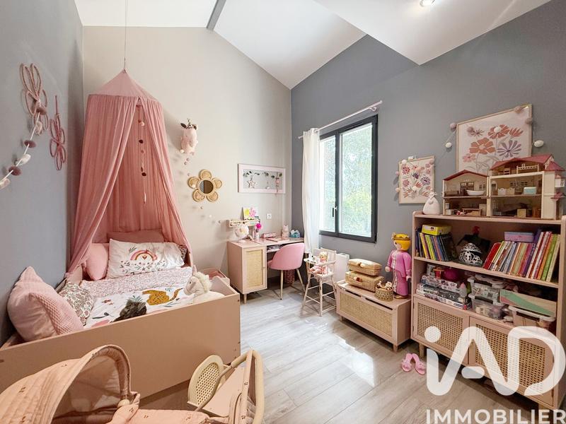 Maison - 140 m² - 5 pièces