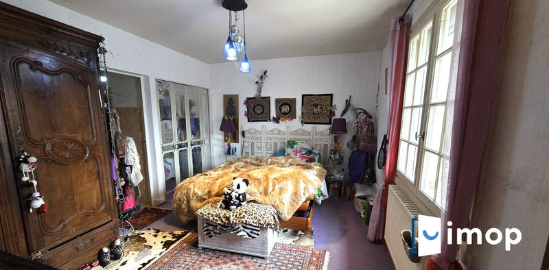 Maison - 200 m² - 8 pièces