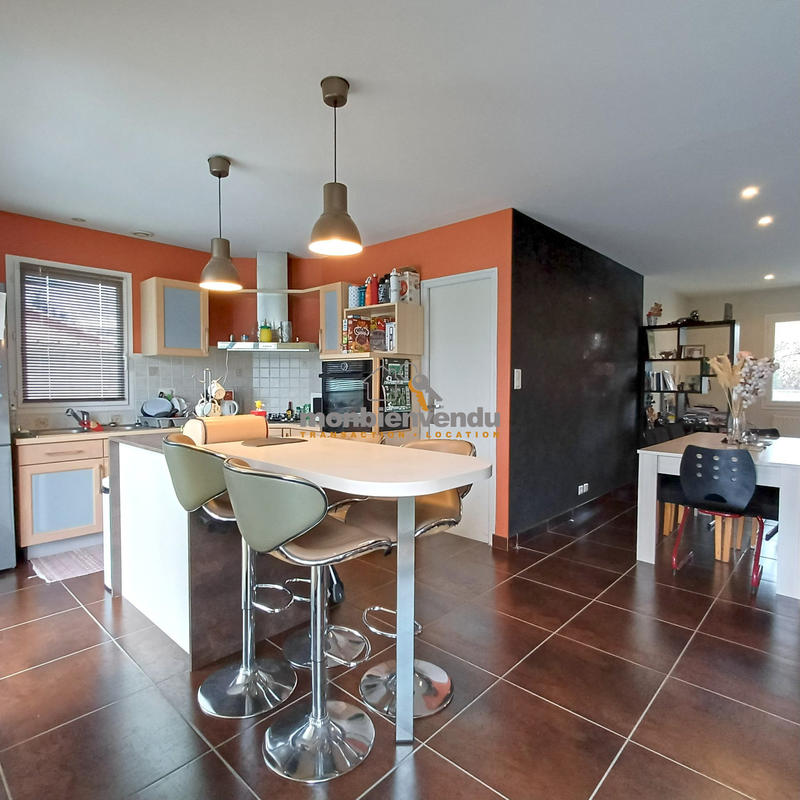 Maison - 94 m² - 4 pièces