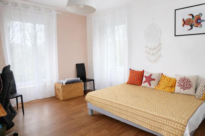 Maison - 350 m² - 10 pièces