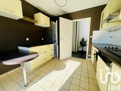 Appartement - 80 m² - 3 pièces