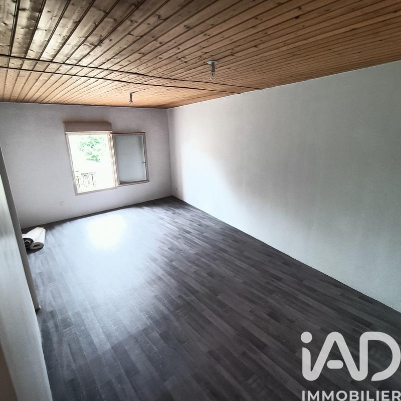 Maison - 185 m² - 8 pièces