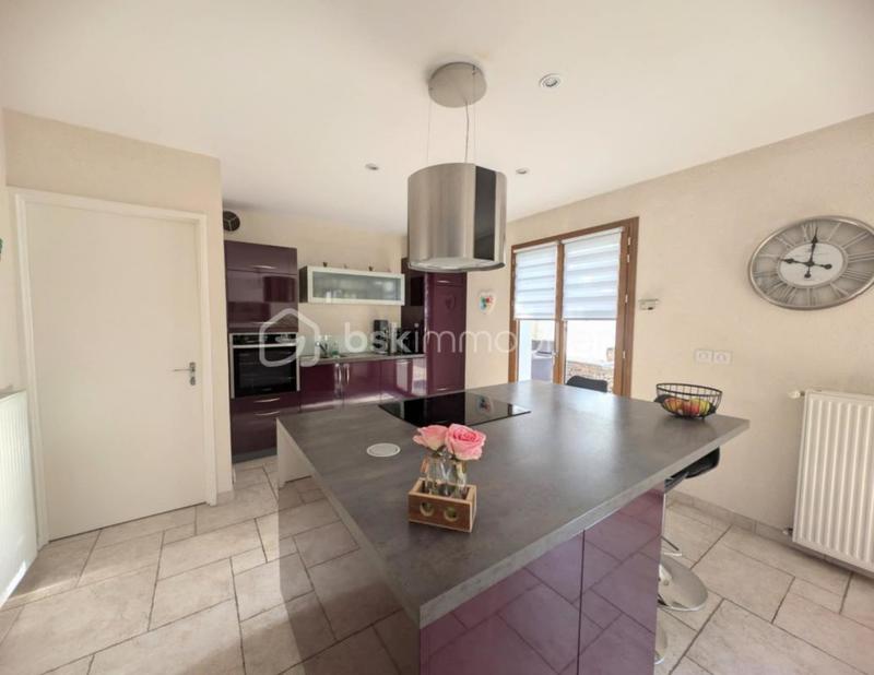 Maison - 95 m² - 5 pièces