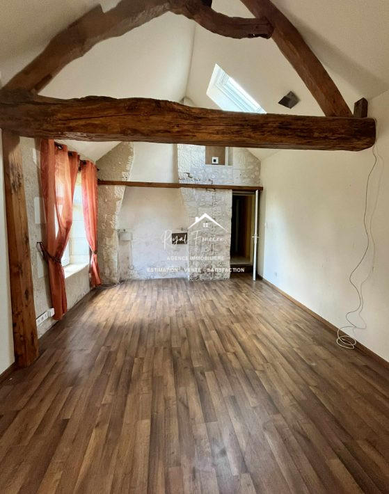 Maison - 155 m² - 7 pièces