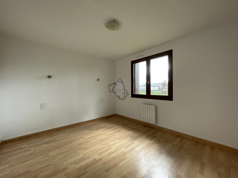 Appartement - 90 m² - 4 pièces