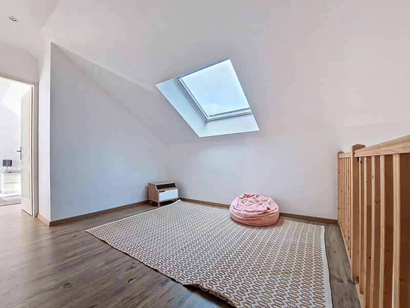 Maison - 145 m² - 7 pièces