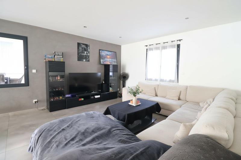 Maison - 121 m² - 4 pièces