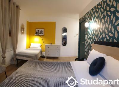 Chambre - 15 m² - 1 pièce