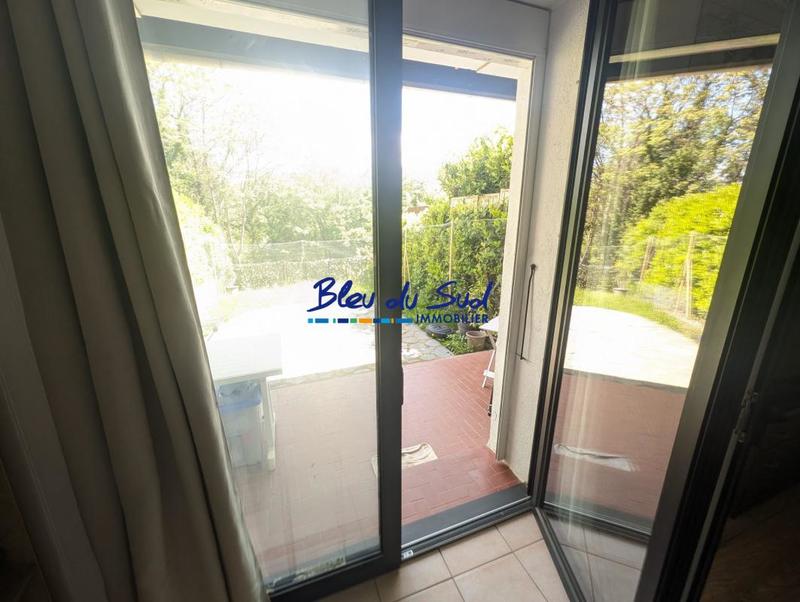 Studio - 25 m² - 1 pièce