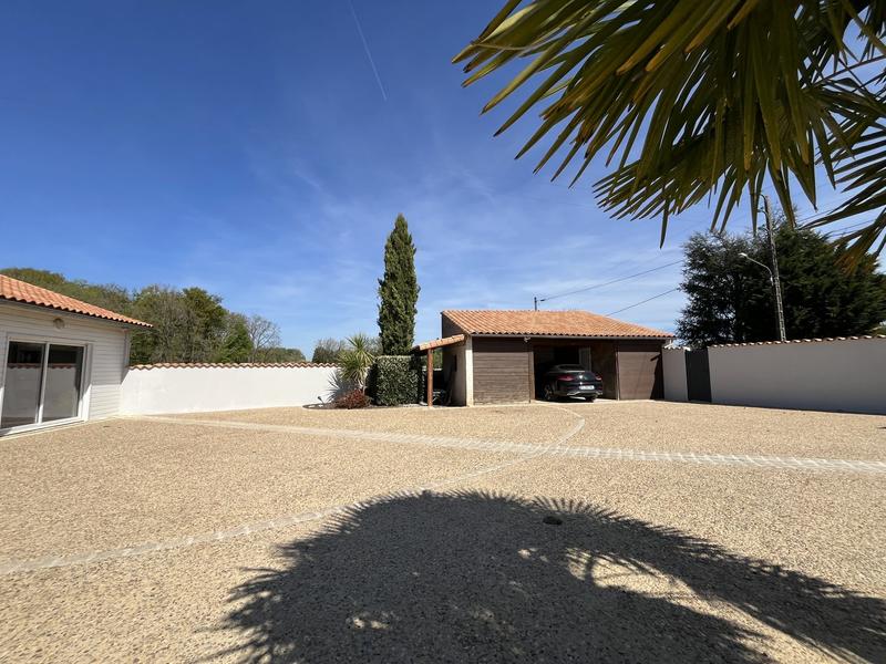 Villa - 250 m² - 11 pièces