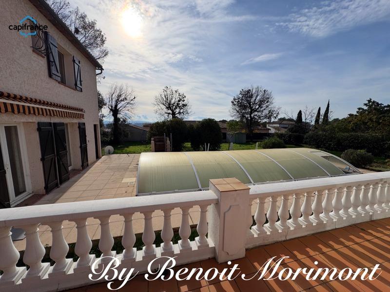 Maison - 182 m² - 6 pièces