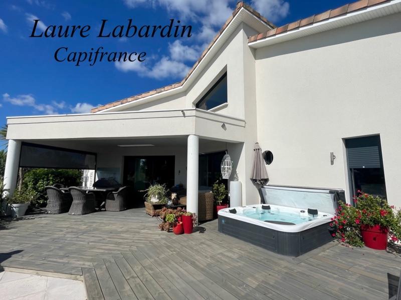 Villa - 160 m² - 5 pièces