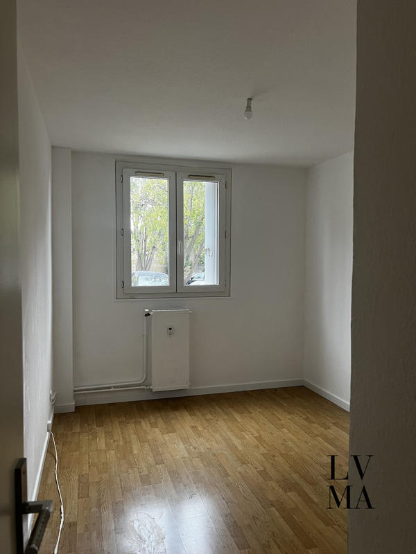 Appartement - 86 m² - 5 pièces