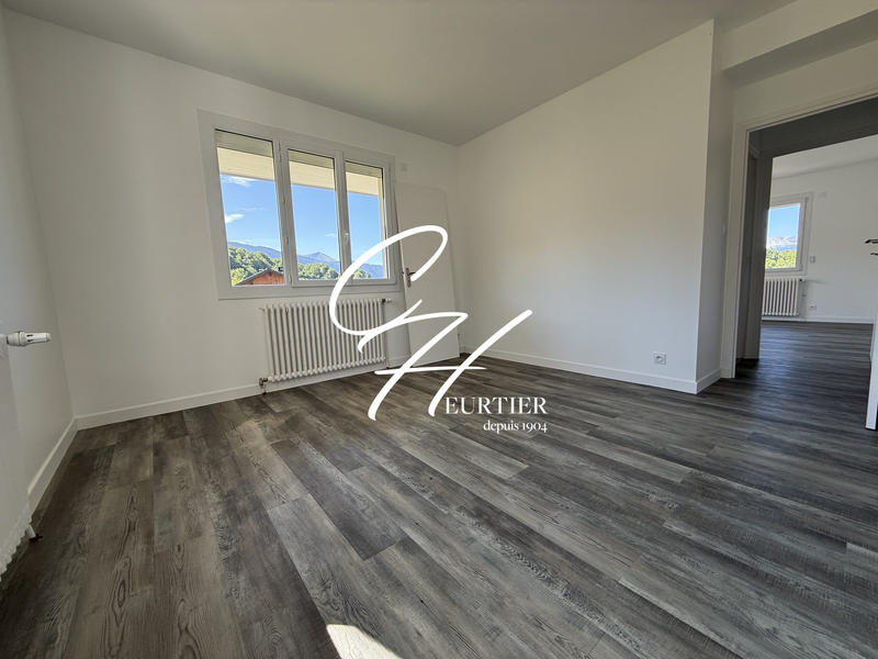 Appartement - 130 m² - 5 pièces