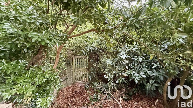 Maison - 305 m² - 1 pièce