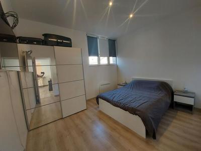 Appartement - 77 m² - 3 pièces