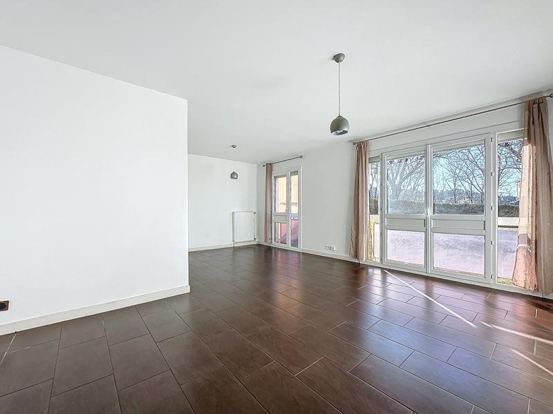 Appartement - 98 m² - 4 pièces