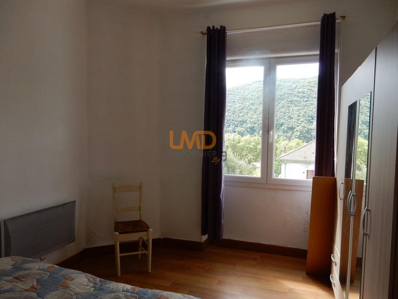 Maison en pierre - 141 m² - 8 pièces