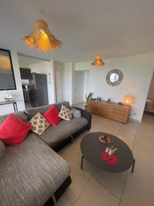 Appartement - 80 m² - 4 pièces