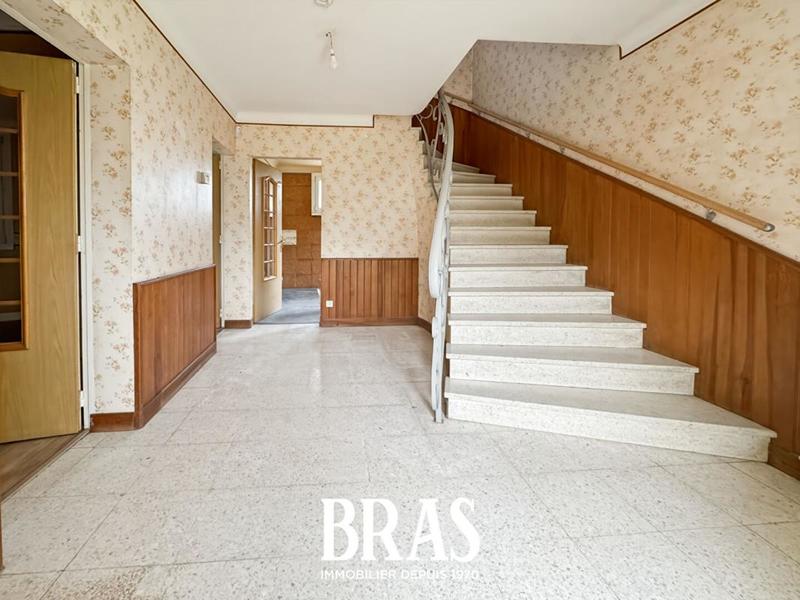 Maison - 149 m² - 7 pièces